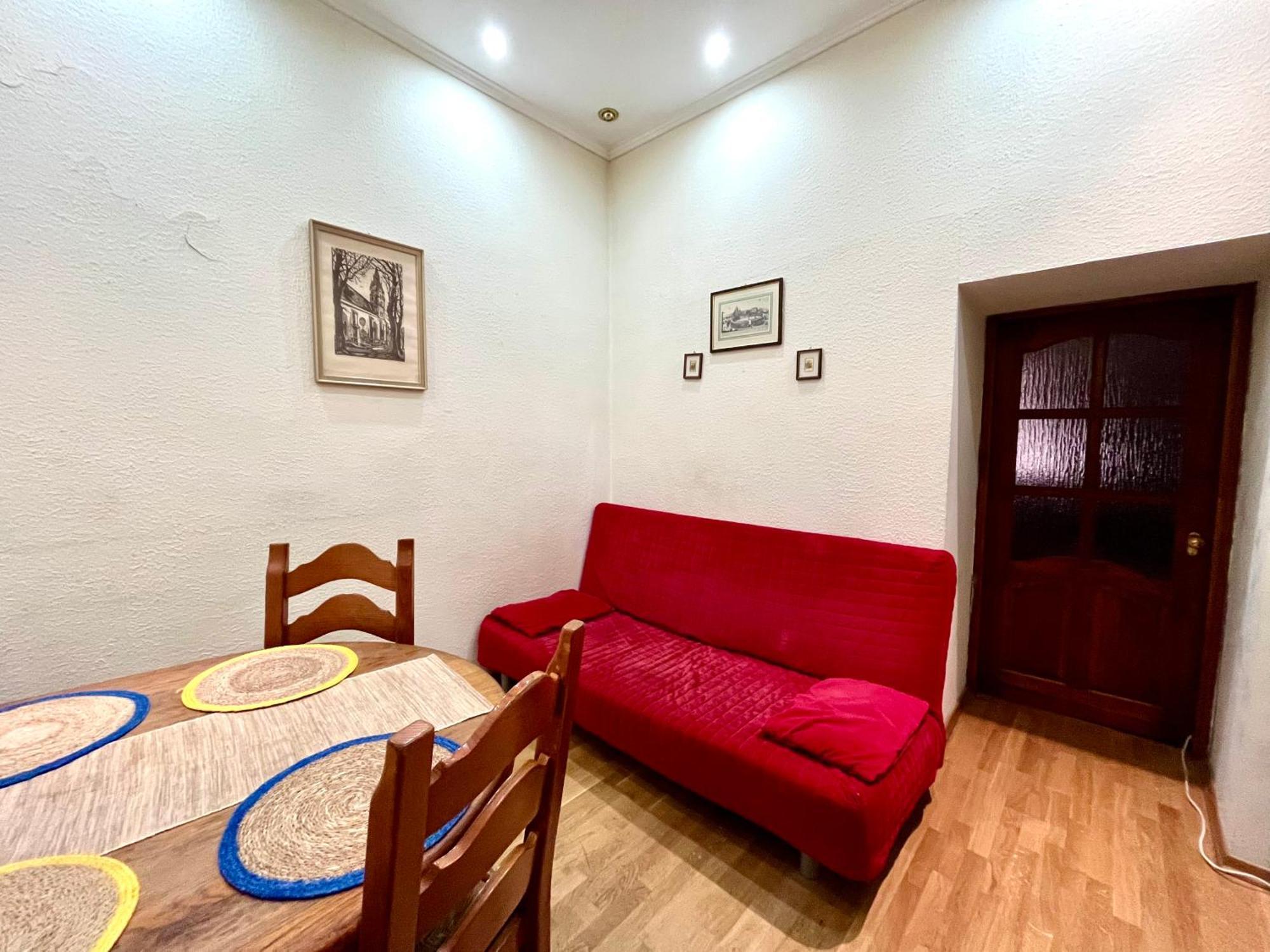Apartment In The City Centre 리비프 외부 사진